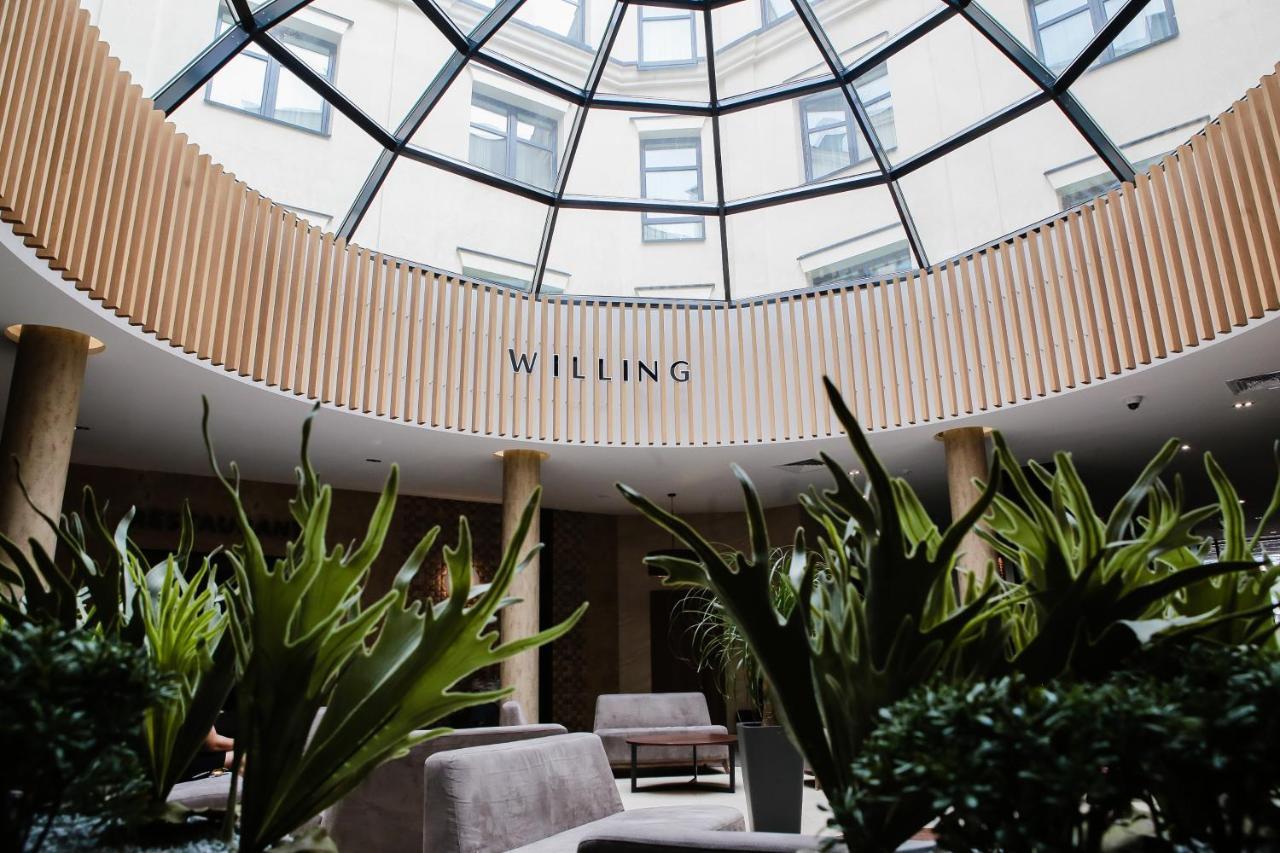 Willing Hotel Минск Екстериор снимка