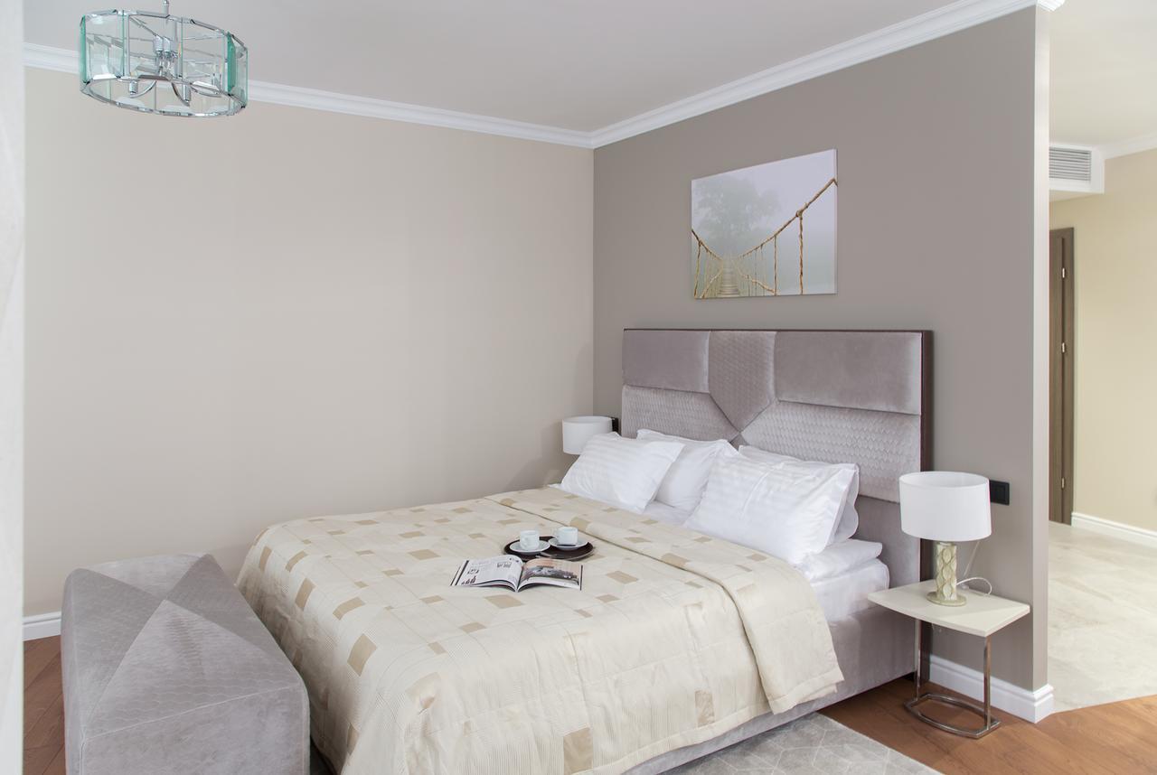 Willing Hotel Минск Екстериор снимка