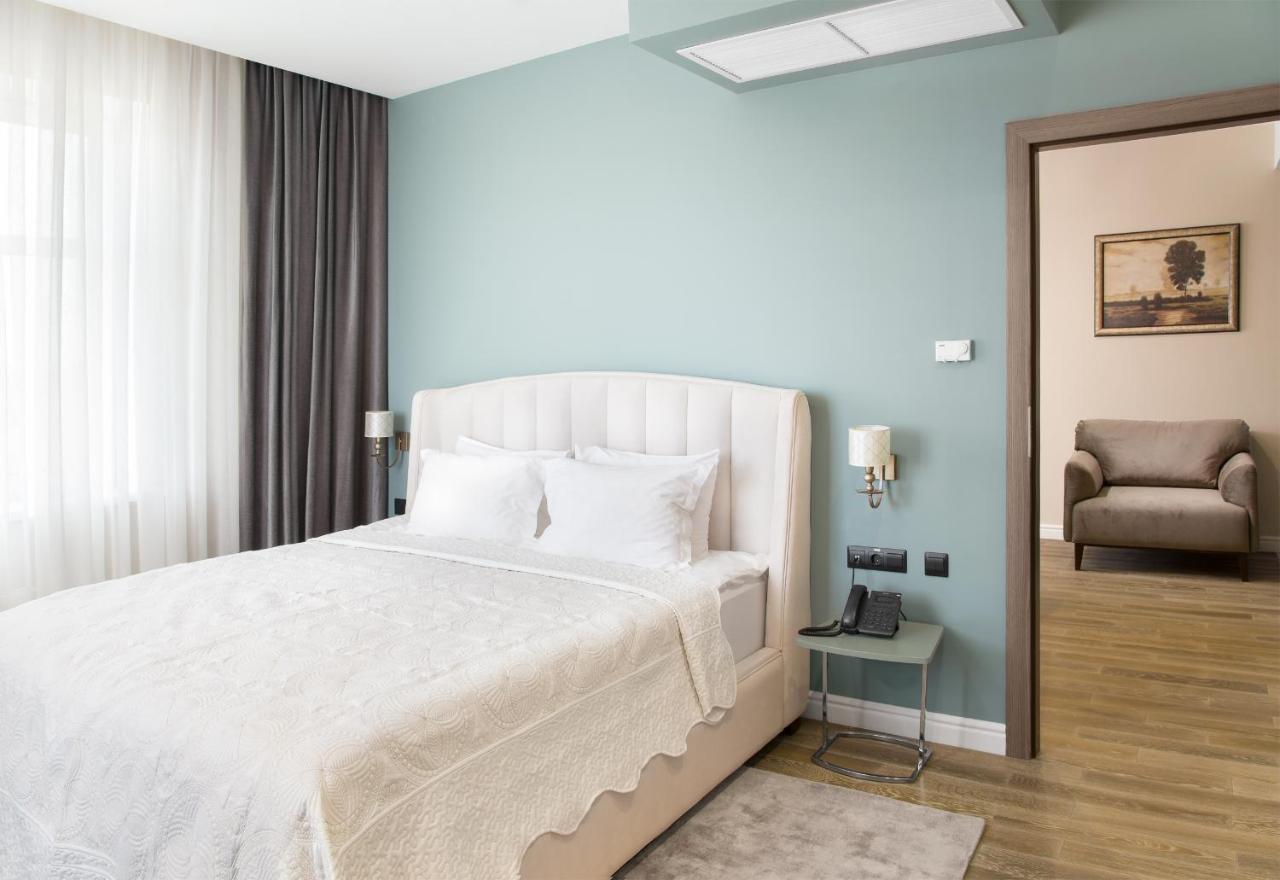 Willing Hotel Минск Екстериор снимка