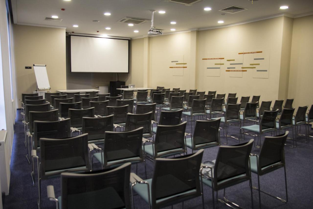 Willing Hotel Минск Екстериор снимка