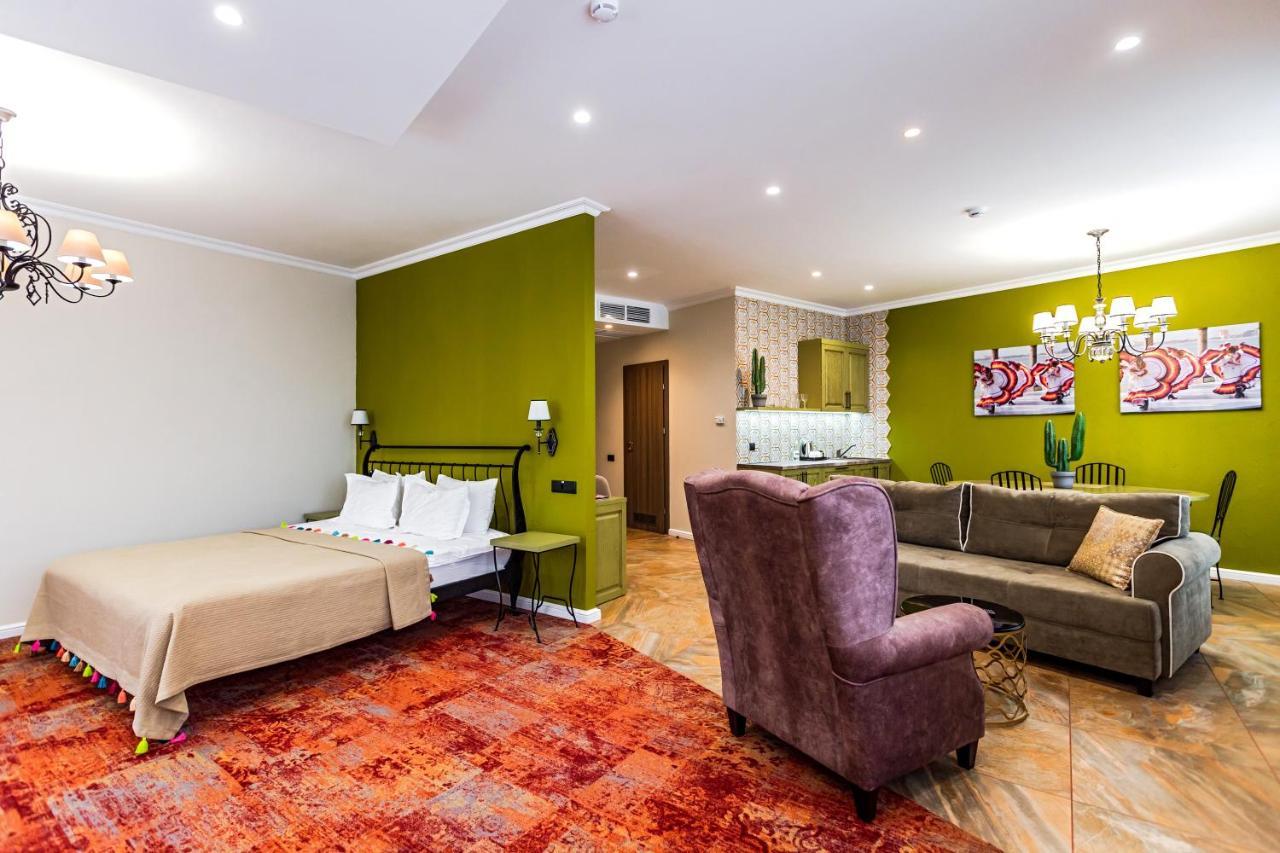 Willing Hotel Минск Екстериор снимка