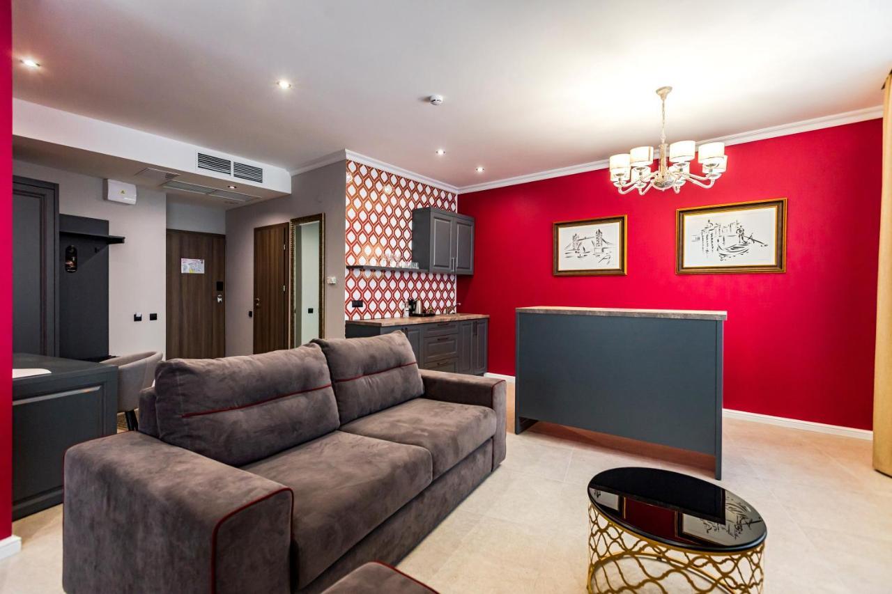 Willing Hotel Минск Екстериор снимка
